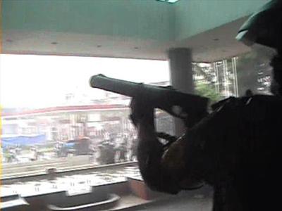 Demo Mengecam Perubuhan Masjid Berakhir Bentrok